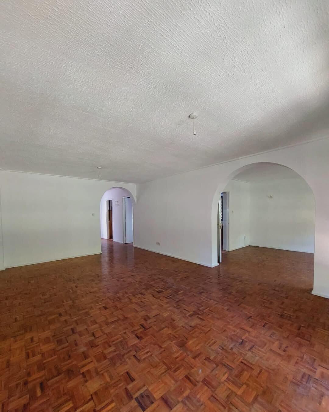 4BR Townhouse with Private Garden & DSQ - Kileleshwa