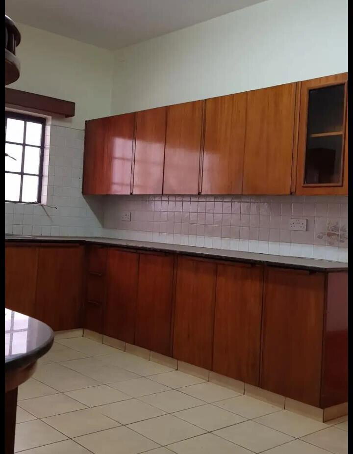 4BR Townhouse with Commercial Power Backup - Gigiri