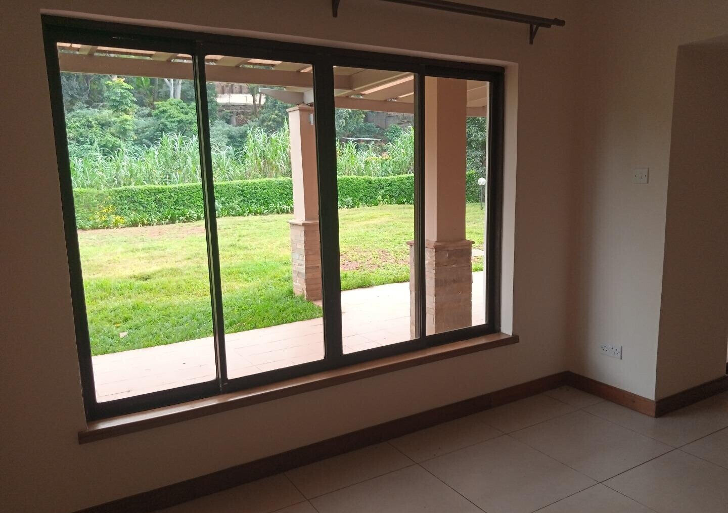 5BR Townhouse with Gym, Pool & DSQ in Kitisuru