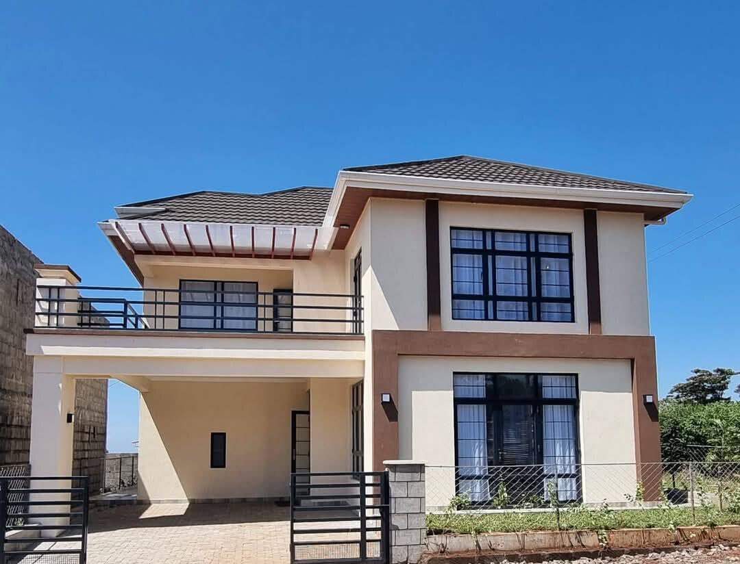 3BR All-Ensuite Maisonette with Terrace & Ngong Hills View