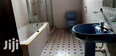 4bdrm Maisonette in Malaa for Sale - Image 2