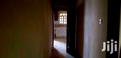 4bdrm Maisonette in Malaa for Sale - Image 6