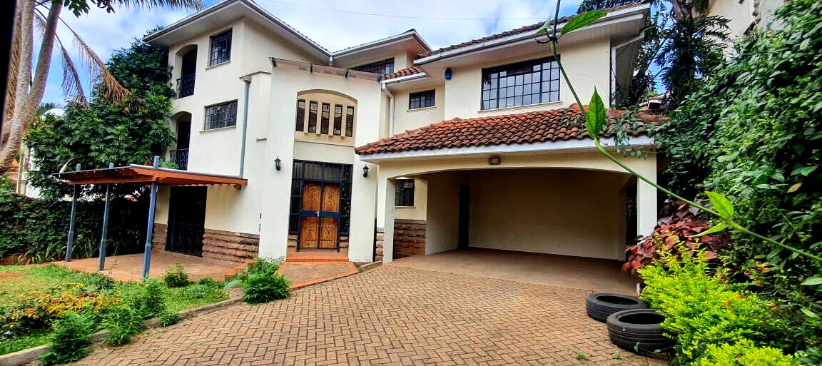 5-Ensuite Townhouse with Pool, Gym & Private Garden - Lower Kabete