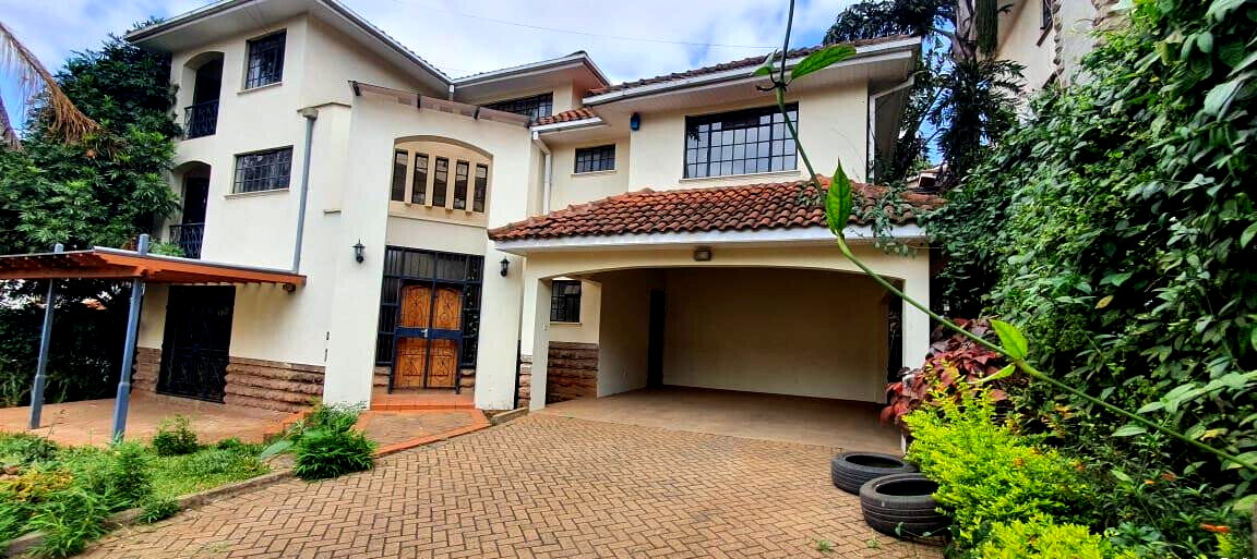 5-Ensuite Townhouse with Pool, Gym & Private Garden - Lower Kabete