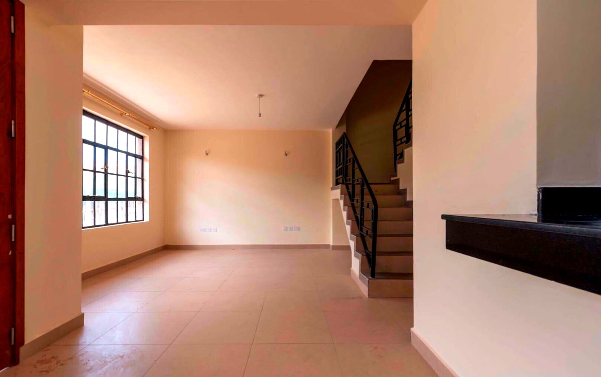 3BR Townhouse with Walk-In Closet & Breakfast Bar - Nyayo Estate
