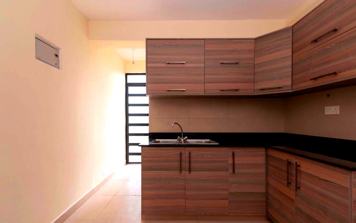 3BR Townhouse with Walk-In Closet & Breakfast Bar - Nyayo Estate