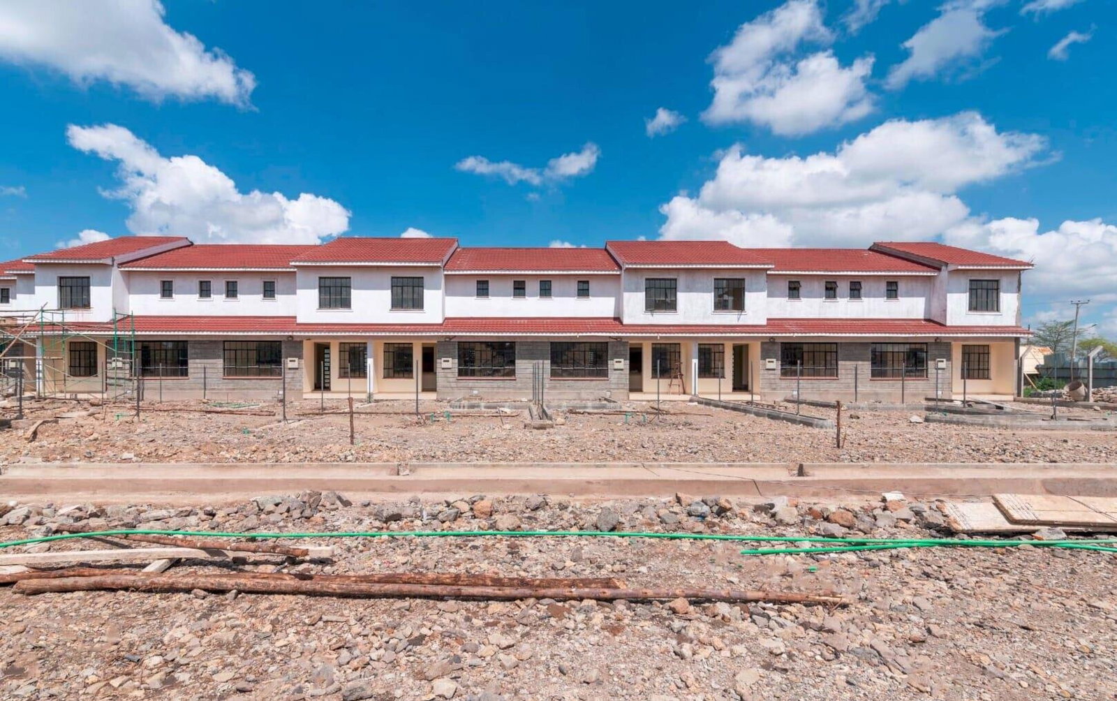 3BR Townhouse with Walk-In Closet & Breakfast Bar - Nyayo Estate