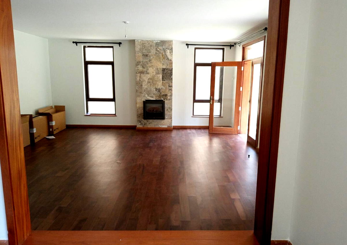 5-Ensuite Townhouse with Study & DSQ - Lavington