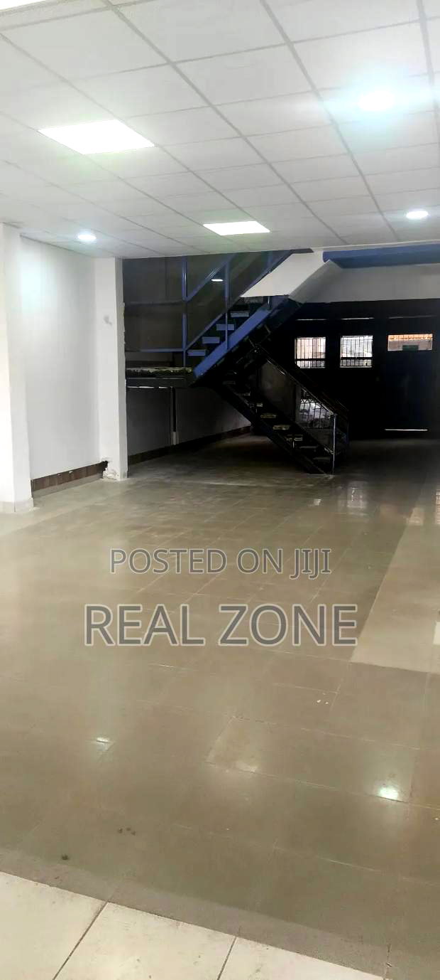 Big Shop in Nairobi Town to Lease
