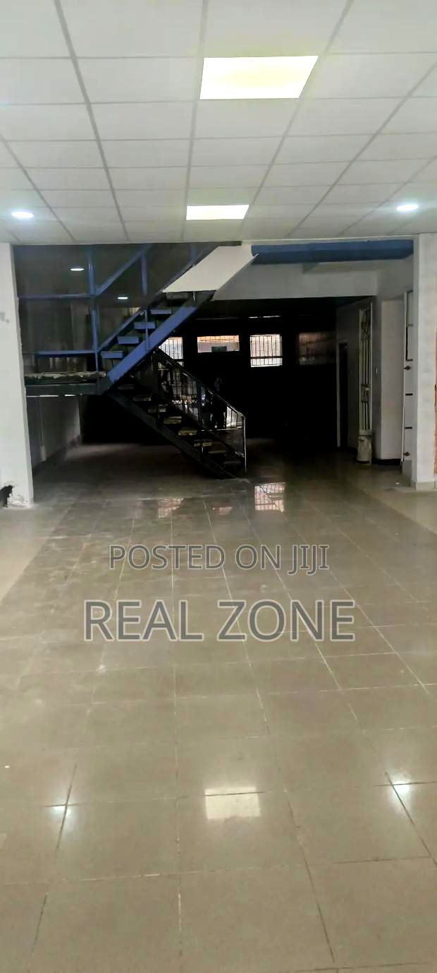 Big Shop in Nairobi Town to Lease