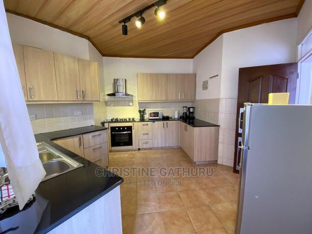 Furnished 3bdrm Apartment in Valley Arcade for Rent