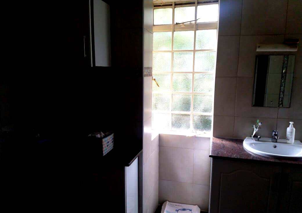 4BR All-Ensuite Maisonette with Wooden Floors - Runda