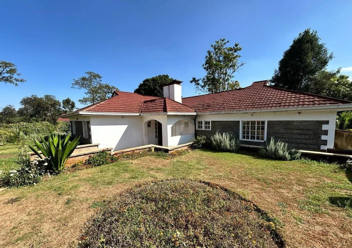Half Acre Farmhouse in Tigoni