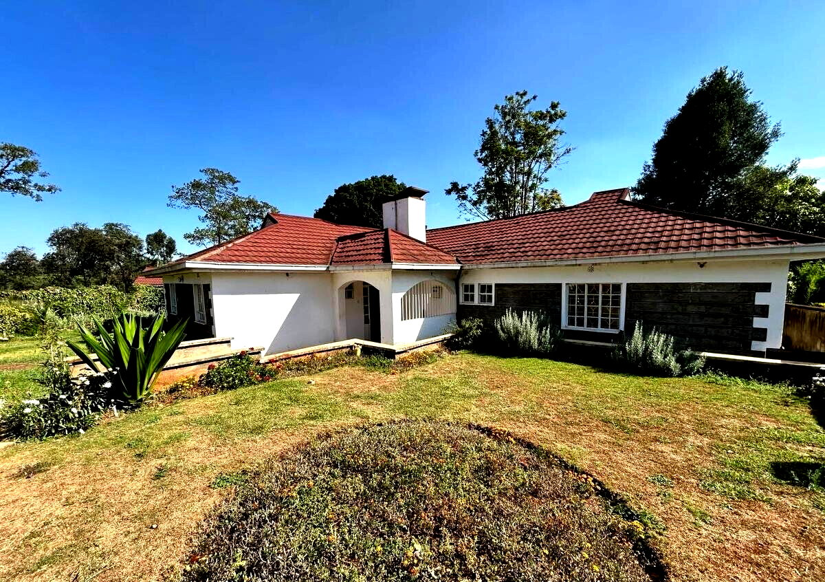 Half Acre Farmhouse in Tigoni