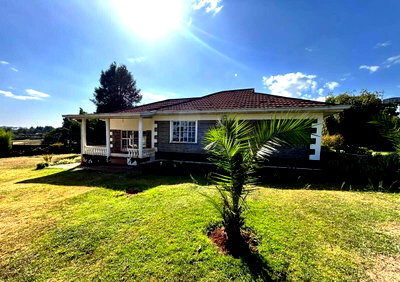 Half Acre Farmhouse in Tigoni