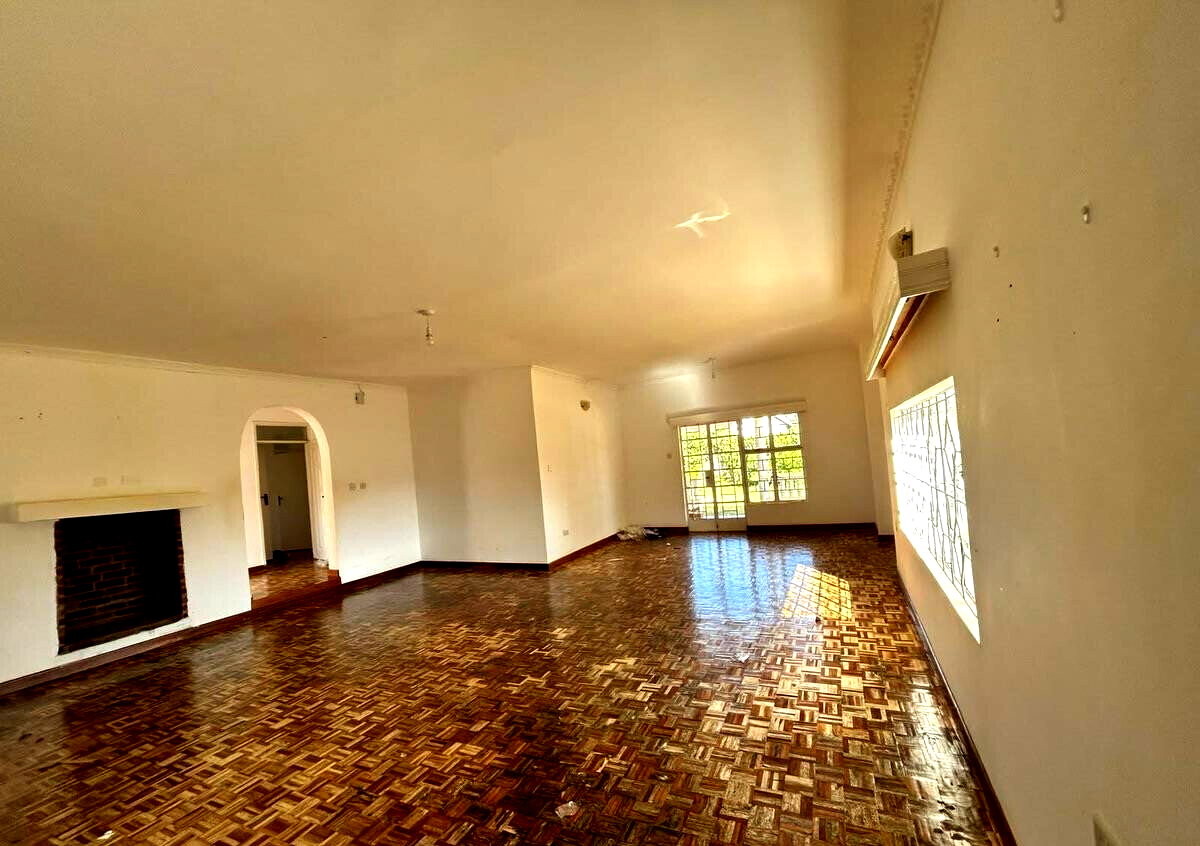 Half Acre Farmhouse in Tigoni