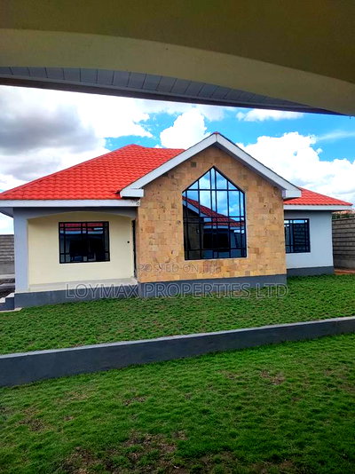 3bdrm Bungalow in Acacia, Kitengela for sale - Image 2
