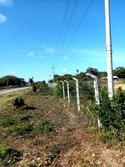 For Sale 30 Acres Touching Mombasa Malindi Rd - Image 3