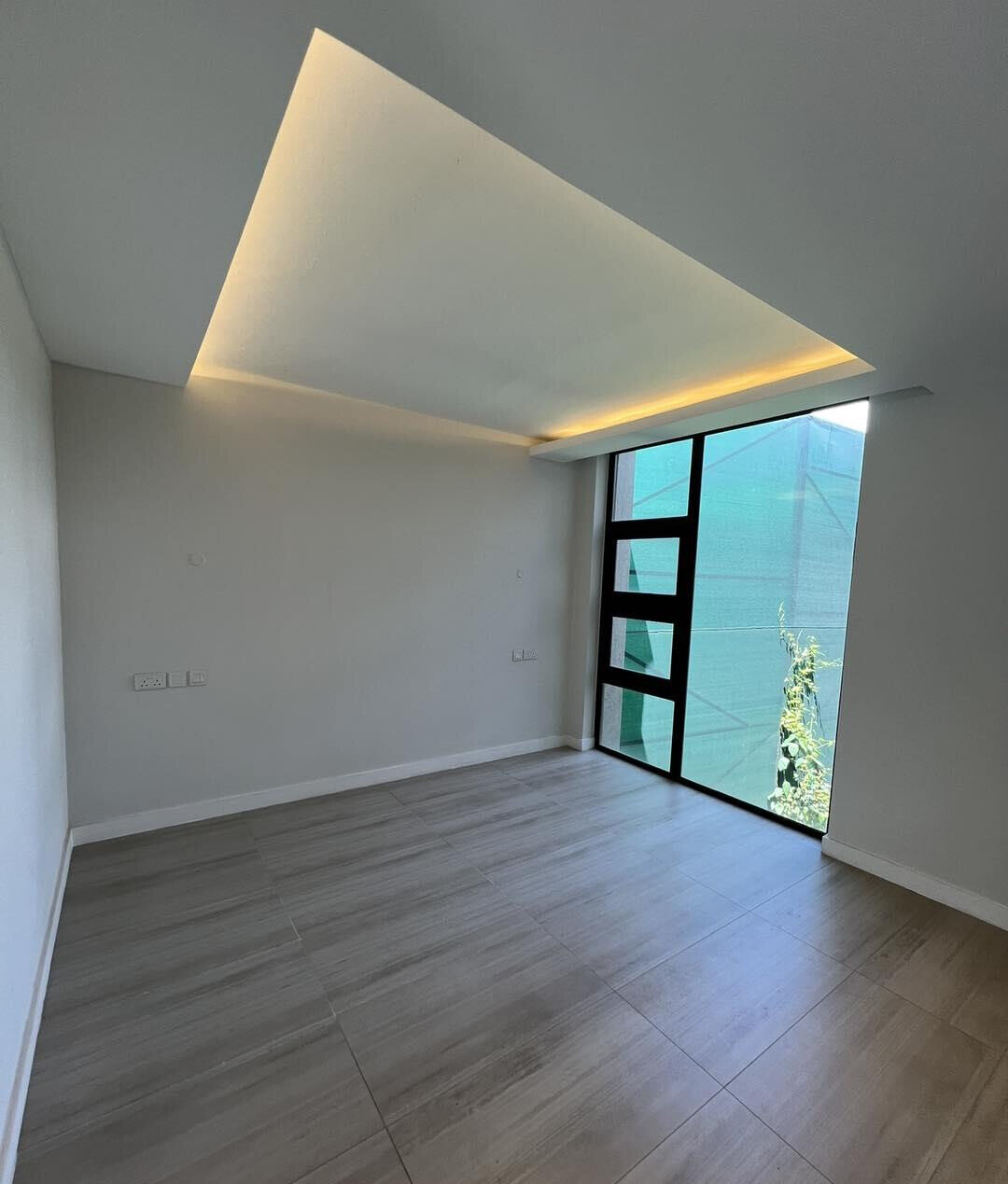 Brand New 4-Bed Townhouse with 2 DSQ & Private Garden - Lavington