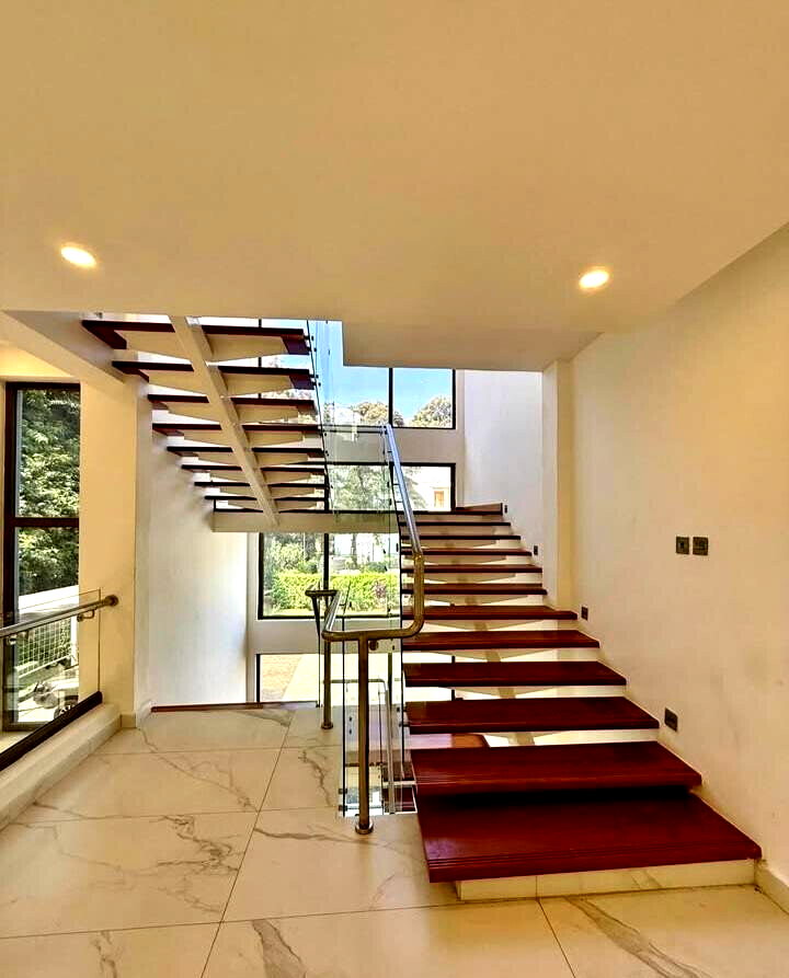 Hidden Gem in Karen: 5-Ensuite Townhouse on 0.6 Acre with Pool & DSQ
