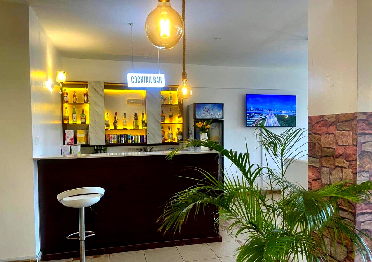 Modern 2BR with Pool & Gym on Baobab Road - Nyali