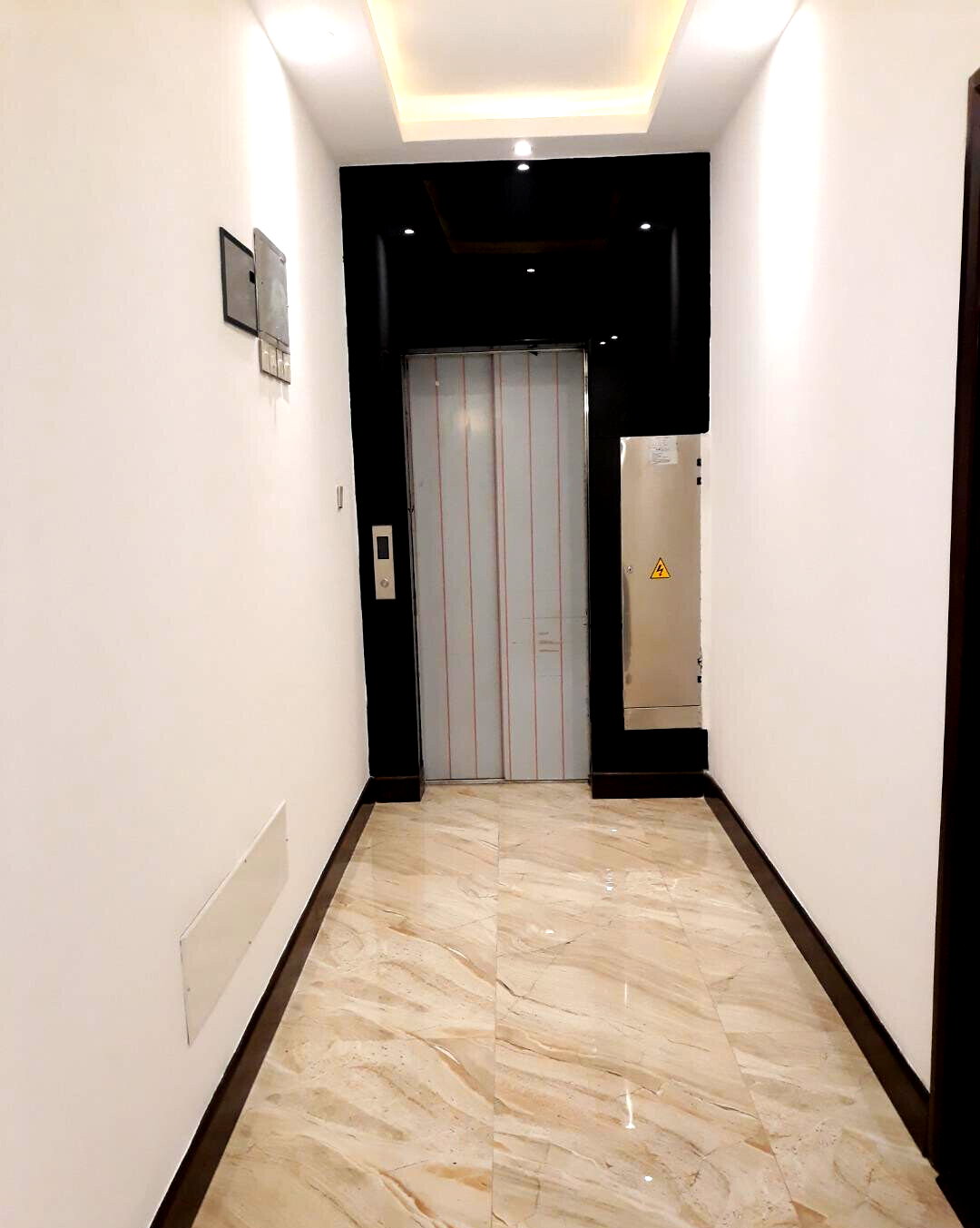 3-Floor Townhouse with Private Lift & Theatre Room - Spring Valley