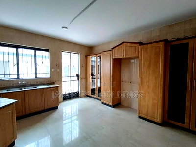 4bdrm Duplex in Westlands for rent - Image 4