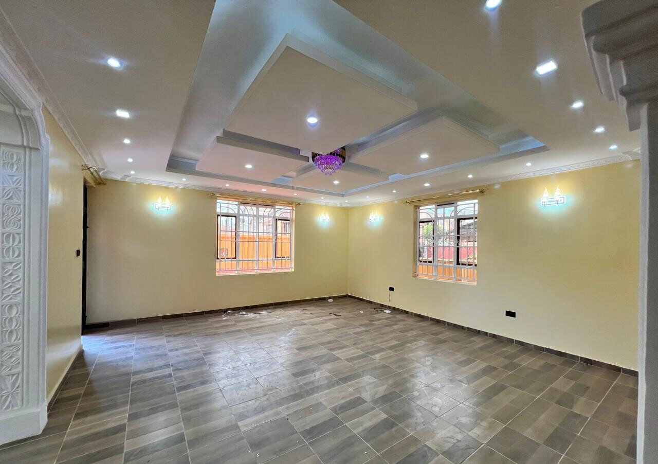 5BR All-Ensuite Townhouse with DSQ & Sprawling Yard - Membley, Ruiru