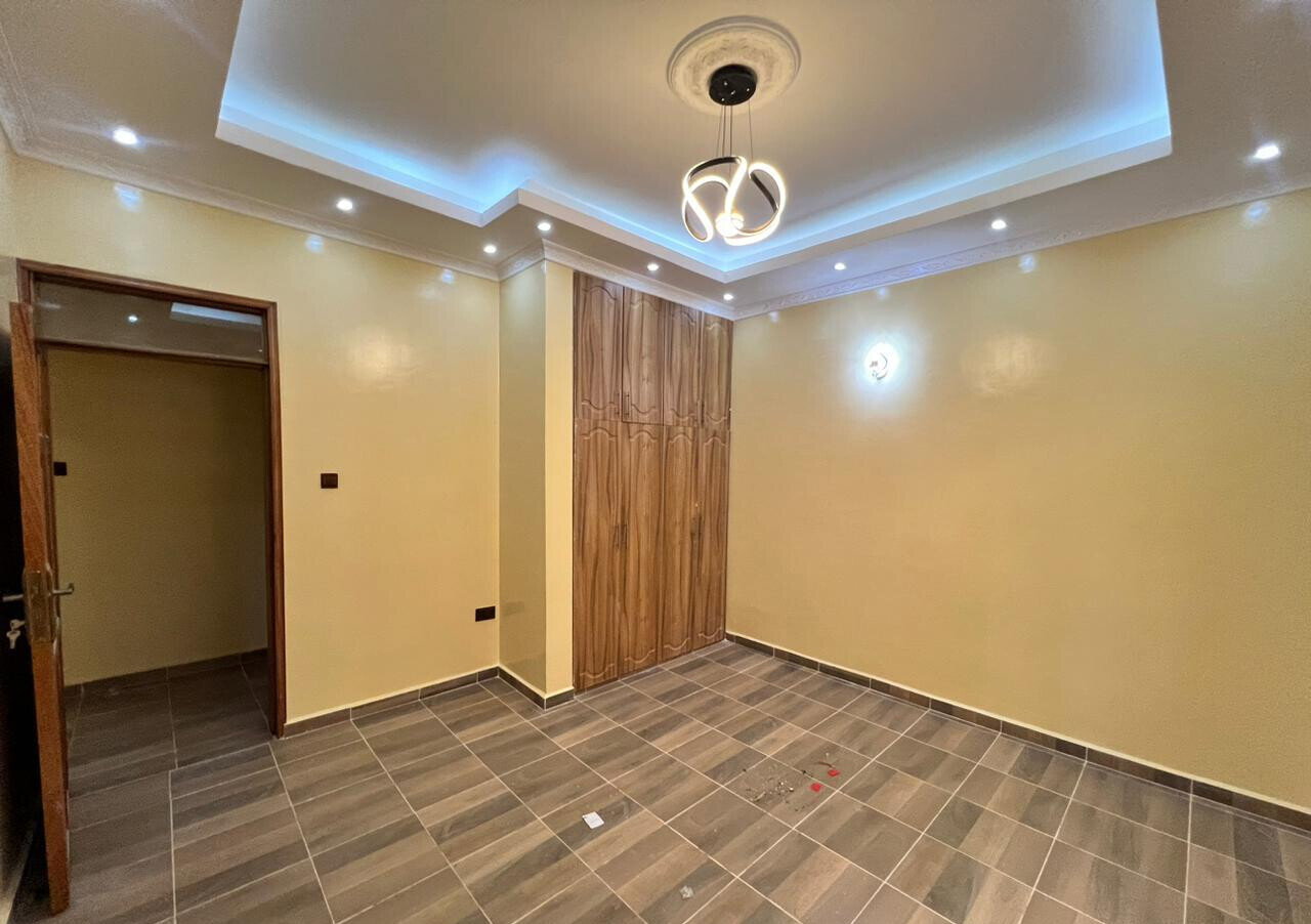 5BR All-Ensuite Townhouse with DSQ & Sprawling Yard - Membley, Ruiru