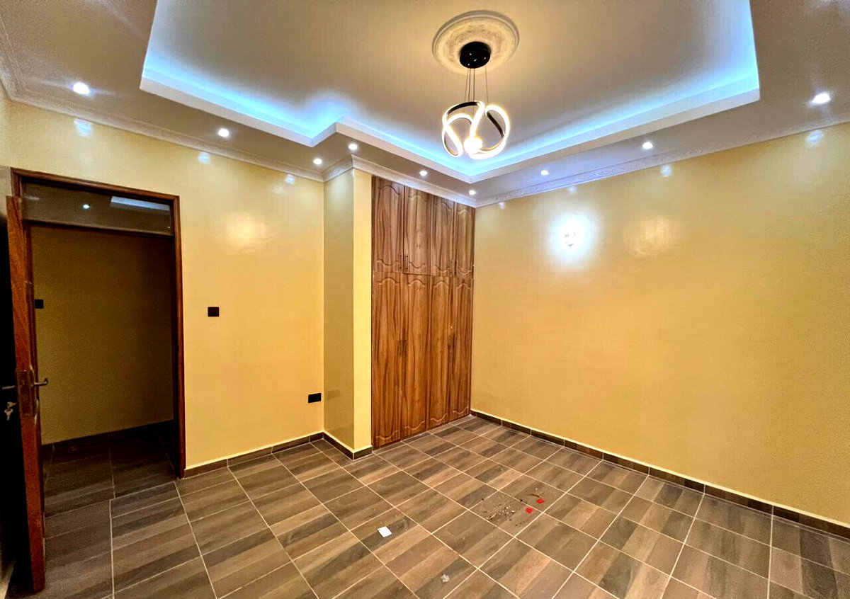 5BR All-Ensuite Townhouse with DSQ & Sprawling Yard - Membley, Ruiru