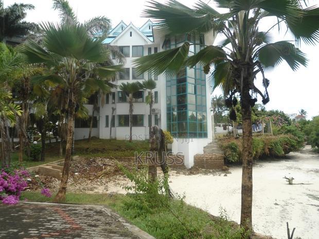 3bdrm Apartment in Nyali Mkomani for sale