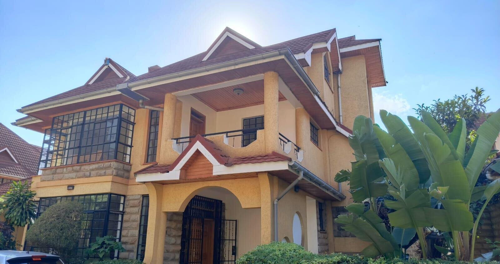 5-Ensuite Townhouse with DSQ at Kaputei Gardens - Lavington