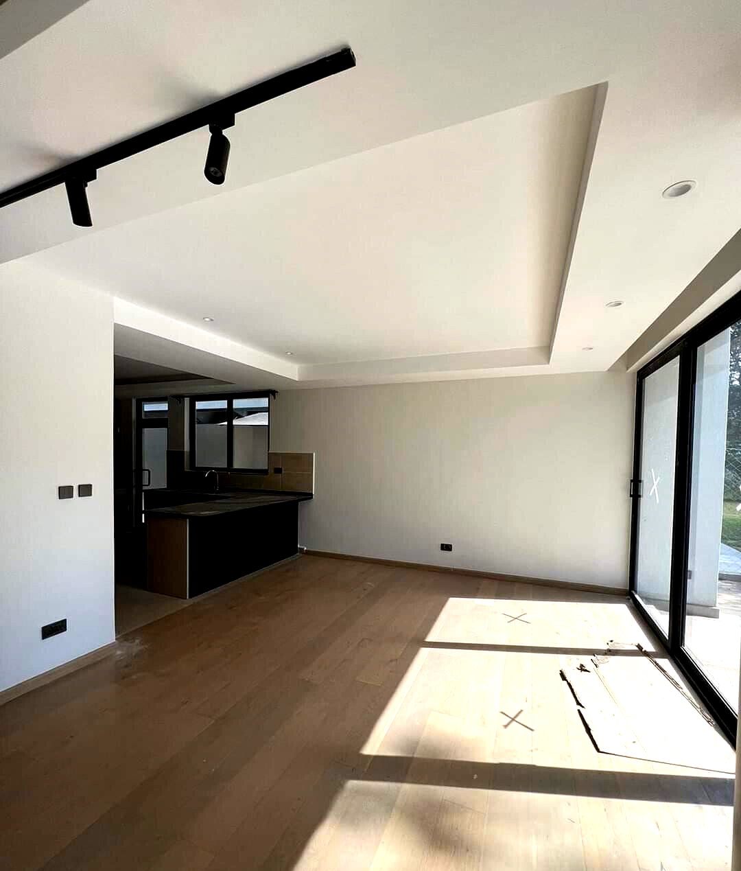 Pet-Friendly 4-Ensuite Townhouse with DSQ & Garden - Lavington