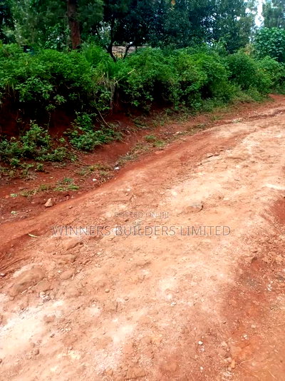 1 Acre Red Soil for Sale at Makuyu - Image 2