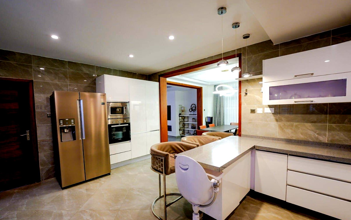 Exclusive 5-Bed Townhouse in 6-Unit Gated Compound - Lavington