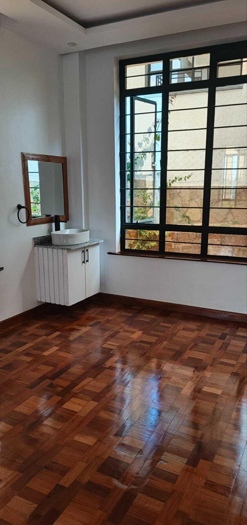 KSh 150K 5BR Garden Oasis