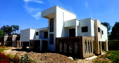 1/8 Acre Townhouse with Garden