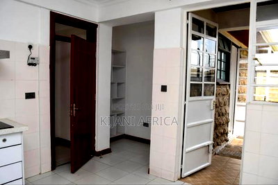 4bdrm Maisonette in Ruiru for rent - Image 5