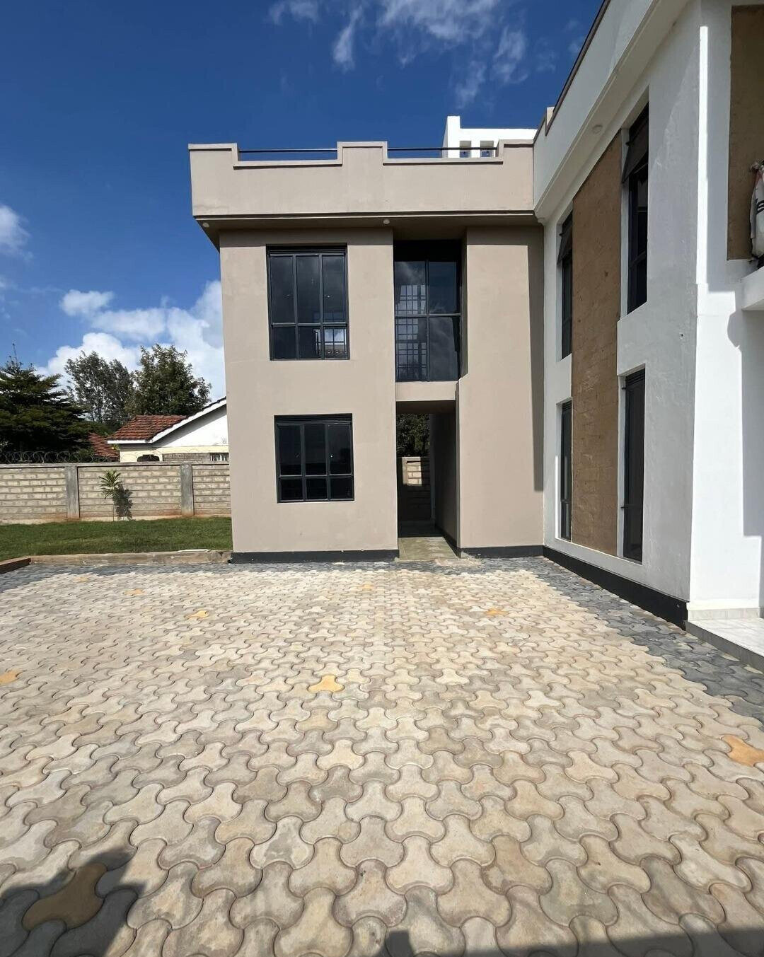 4BR All-Ensuite Villa with DSQ in Secure Gated Estate - Nkoroi