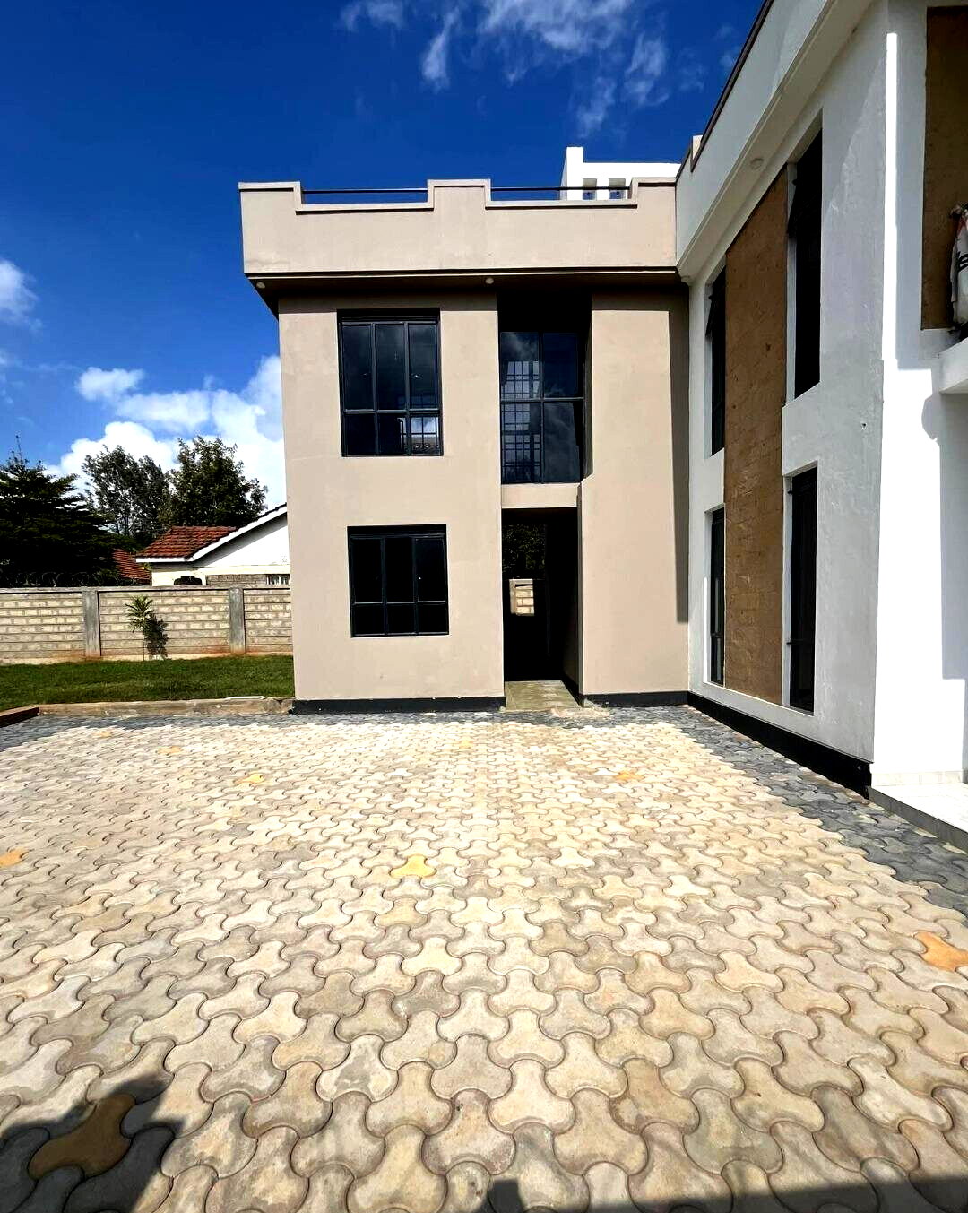 4BR All-Ensuite Villa with DSQ in Secure Gated Estate - Nkoroi