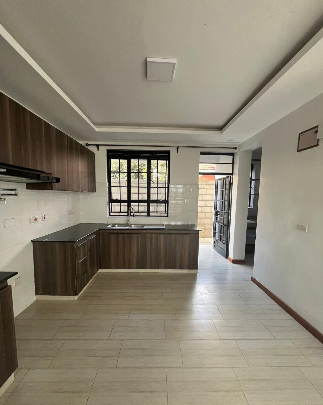 4BR All-Ensuite Villa with DSQ in Secure Gated Estate - Nkoroi