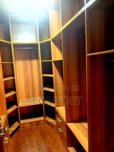 6bdrm Duplex in Lavington Green for rent - Image 3