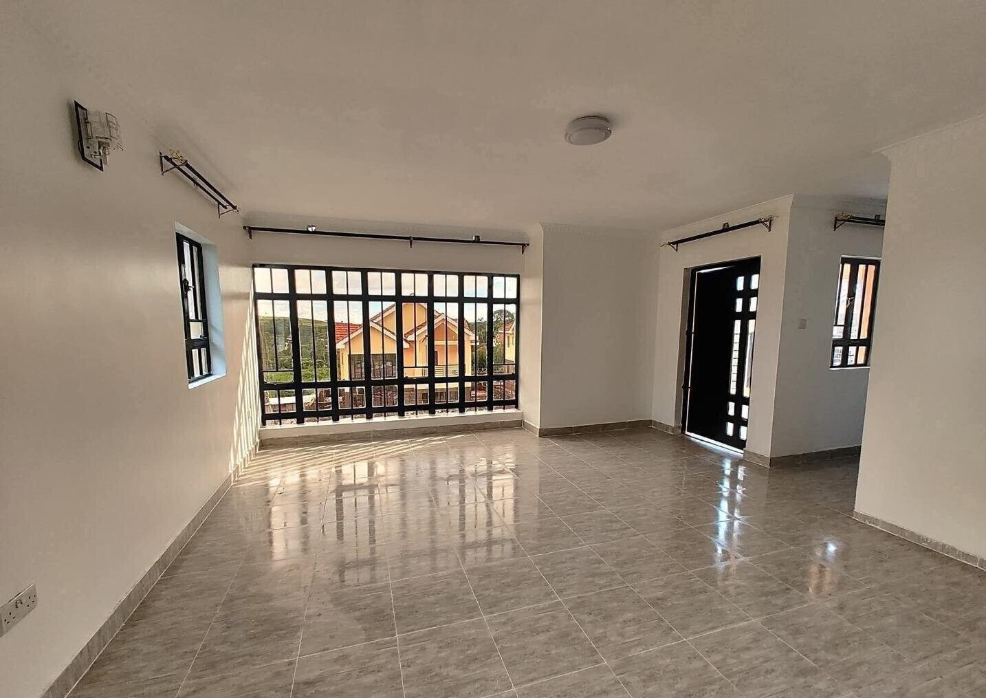 4BR Maisonette with Borehole & Ready Title - Rimpa, Rongai