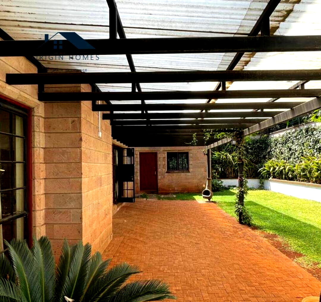 5BR Townhouse with Dual Kitchen & Backup Generator - Westlands