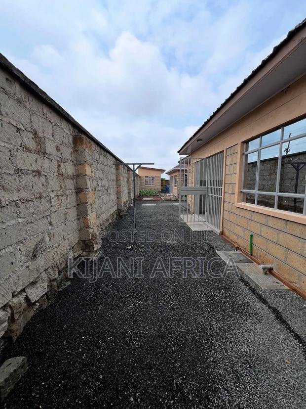 3bdrm Bungalow in Kitengela for sale