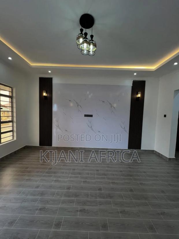 3bdrm Bungalow in Kitengela for sale