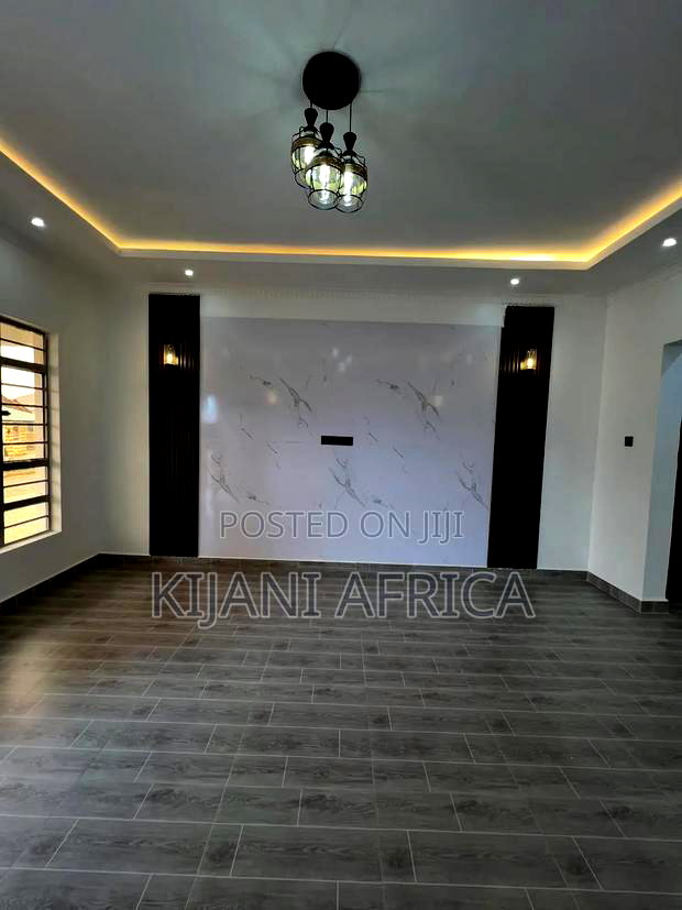 3bdrm Bungalow in Kitengela for sale