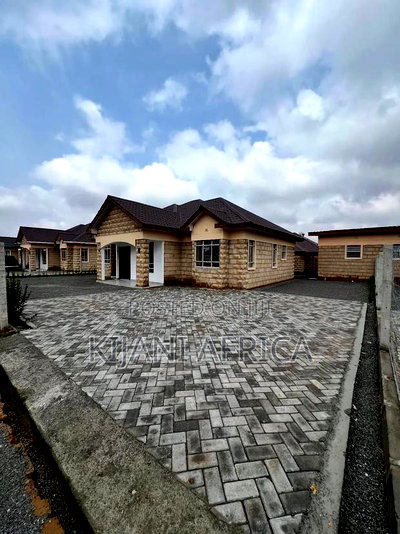 3bdrm Bungalow in Kitengela for sale - Image 2