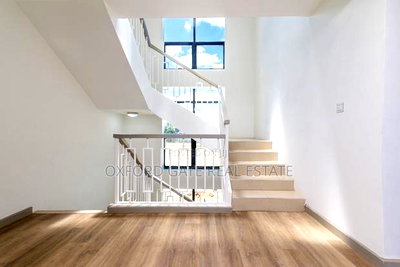 4bdrm Townhouse/Terrace In Membley For Sale - Image 8