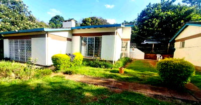 1 Acre Garden Plot in Kangemi